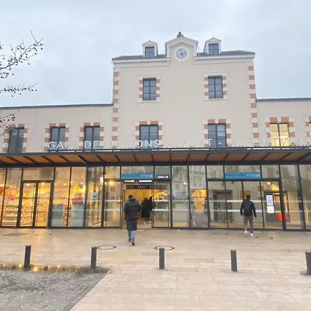 Appt 50m2 /3p Refait A Neuf Proche Du Metro 8 Maisons-Alfort