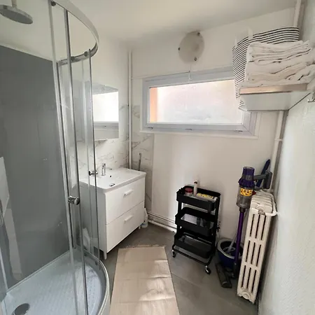 Appt 50m2 /3p Refait A Neuf Proche Du Metro 8 Maisons-Alfort